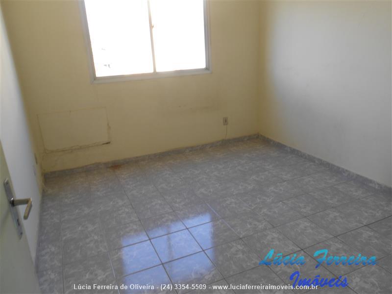 Apartamento para Alugar no Vila Julieta em Resende